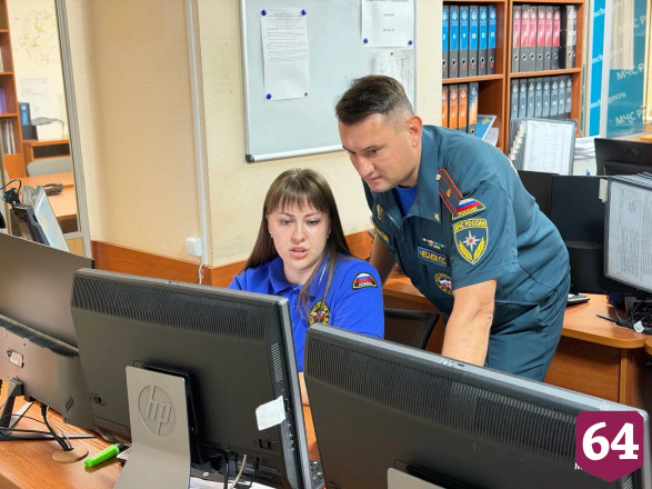 Десять спутников следят за пожарной обстановкой в Саратовской области