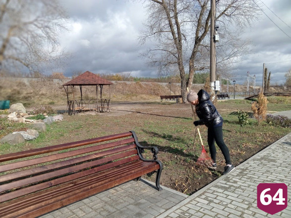 В Саратовской области продолжаются осенние субботники