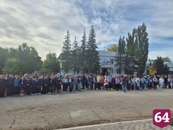 В Саратовской области открыли сквер в честь участников спецоперации 