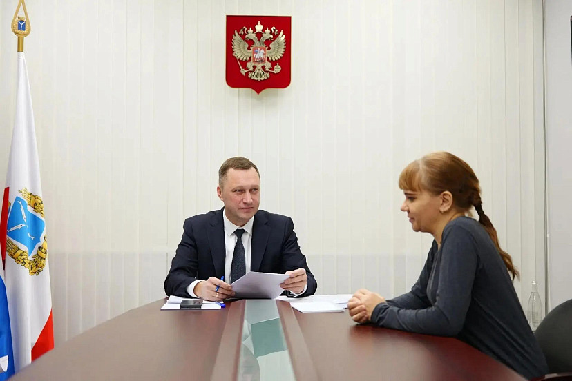 Жители Саратовской области попросили губернатора помочь с детскими площадками