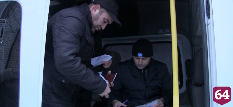 Иностранцы без документов работали поварами в саратовском кафе 