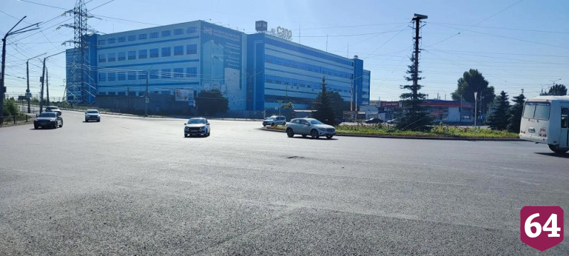 В Саратове завершается ремонт дороги на площади Ленина