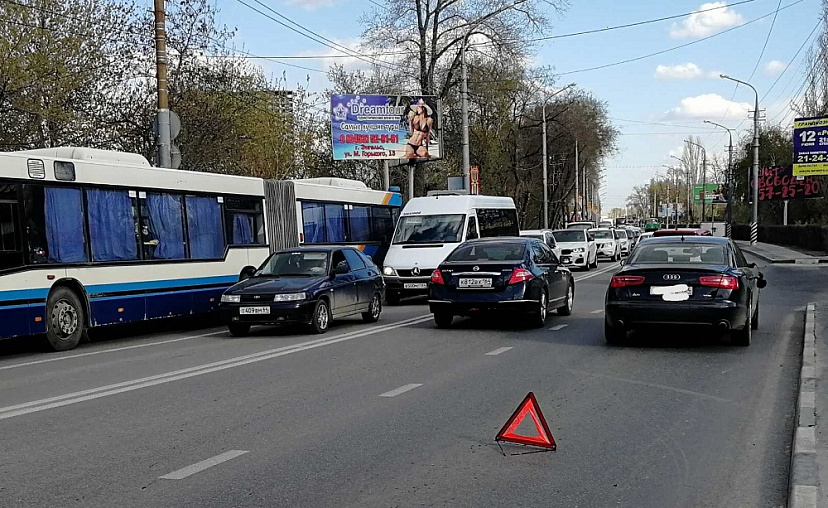 За сутки в Энгельсе сбили трех пешеходов 