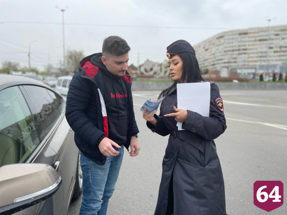 Саратовских водителей учили правильно перевозить детей