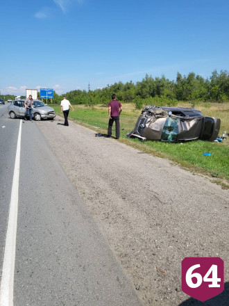 В Саратове трое человек травмировались в ДТП на трассе