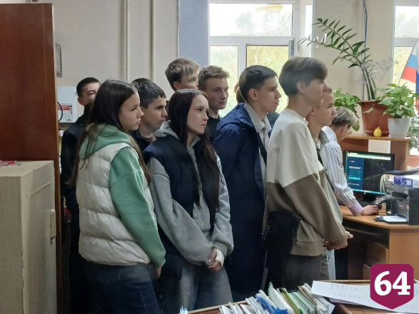 Саратовских школьников порадовало радушие сотрудников транспортного предприятия