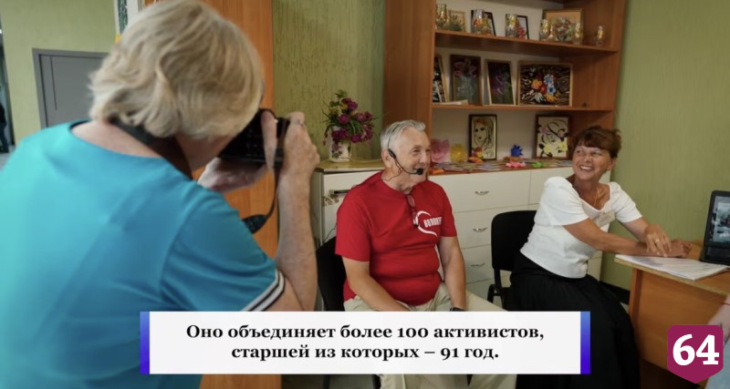 Роман Бусаргин поблагодарил пожилых саратовских волонтеров за помощь фронту