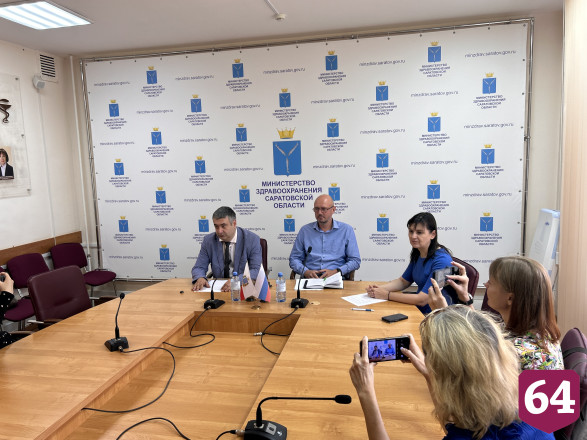Саратовцев призвали отказаться от алкоголя при планировании беременности 