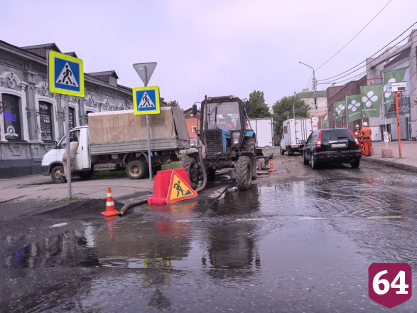 Саратовцы сообщили о затоплении улицы Чапаева