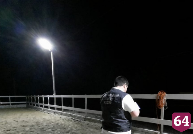Под Саратовом рабочего убило током в загоне для лошадей 