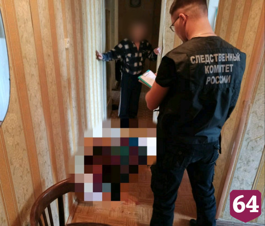 В квартире нашли труп женщины с кровоподтеками