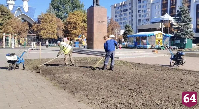 В Энгельсе запущено освещение на 21 остановочном павильоне