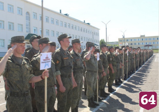 Под Саратовом военные состязались в мастерстве маскировки