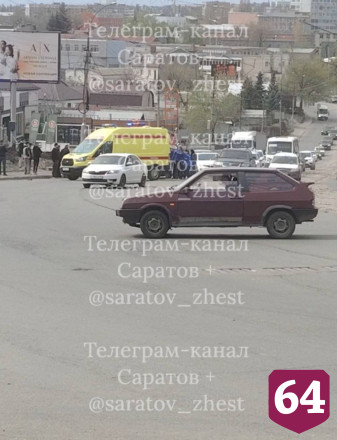 В Саратове водитель «Жигулей» почувствовал себя плохо и умер за рулем
