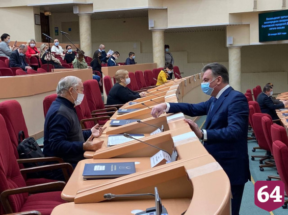 В Саратове после выговора министру 29 дорог передали на региональный уровень 