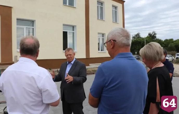 В саратовской сельской школе после капремонта появились столовая и пищеблок