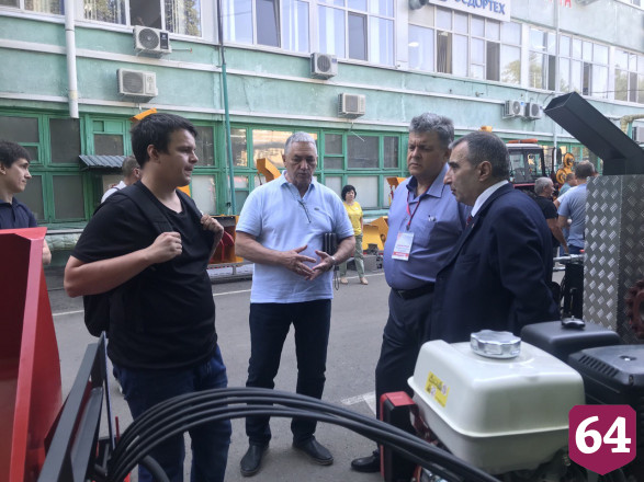 Саратовские дороги передаются в федеральную собственность «плавно и быстро»