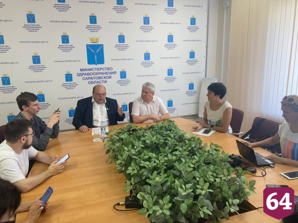 В Саратовской области в ковидных госпиталях увеличили число коек 