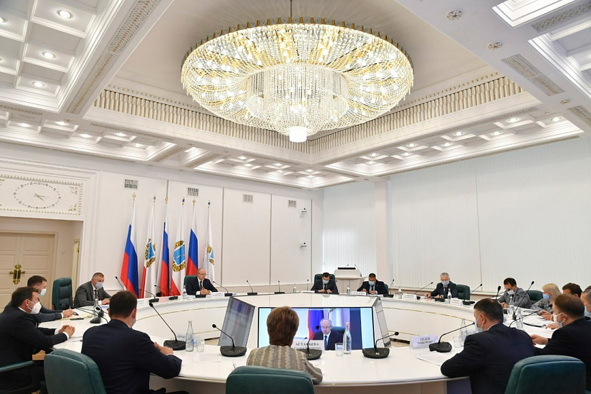 Губернатор раскритиковал ремонтные работы на набережной Саратова