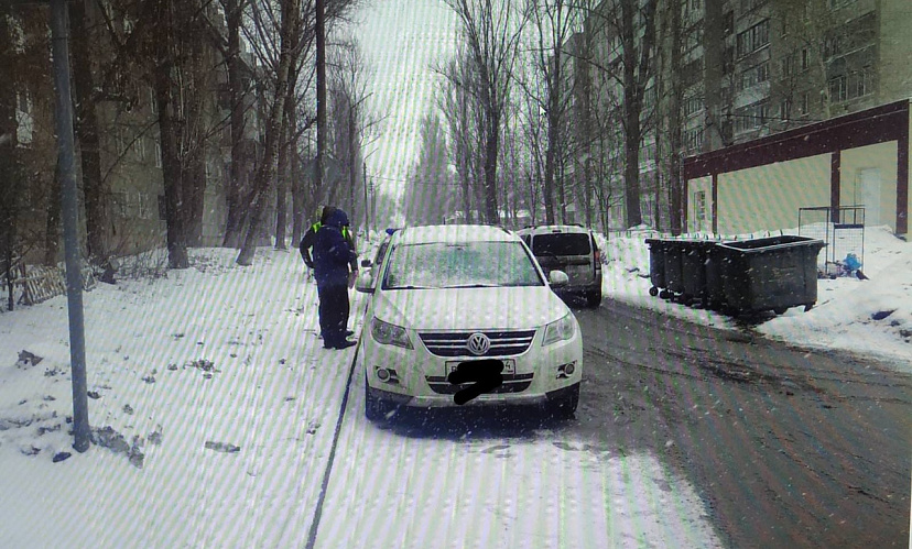Внедорожник сбил 12-летнюю девочку на Степана Разина