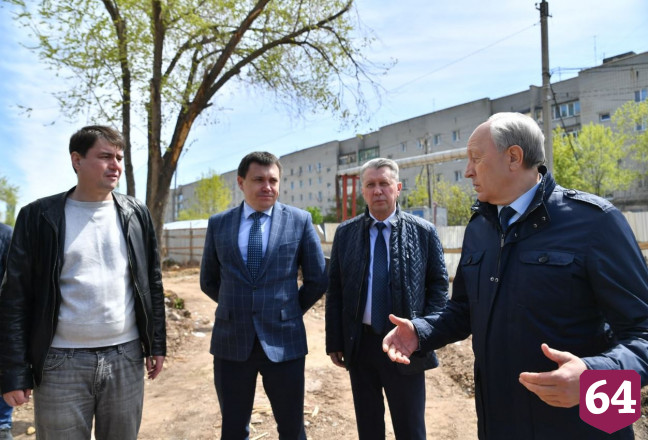 Дом для переселенцев из Летного городка обещают сдать в конце мая