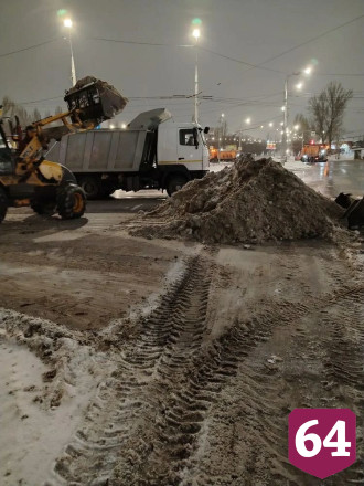 На дорогах Саратовской области наблюдаются снег с дождем и низовая метель