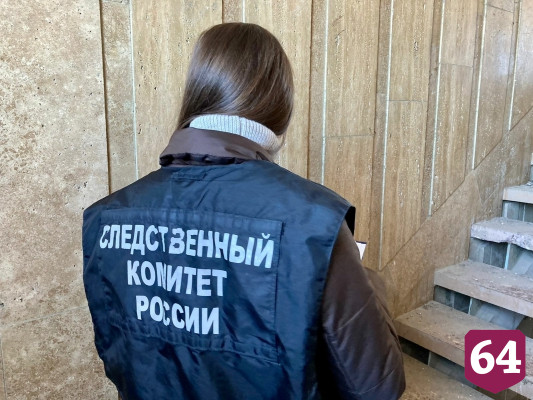 В подъезде обнаружили труп мужчины с синяком под глазом