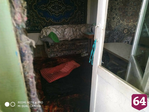 Пожарные эвакуировали 7 жильцов трехэтажки под Саратовом