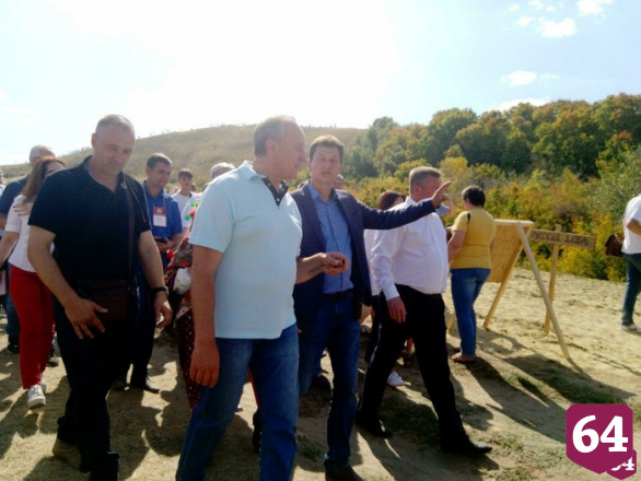 Саратовский губернатор приехал на исторический фестиваль на электричке 