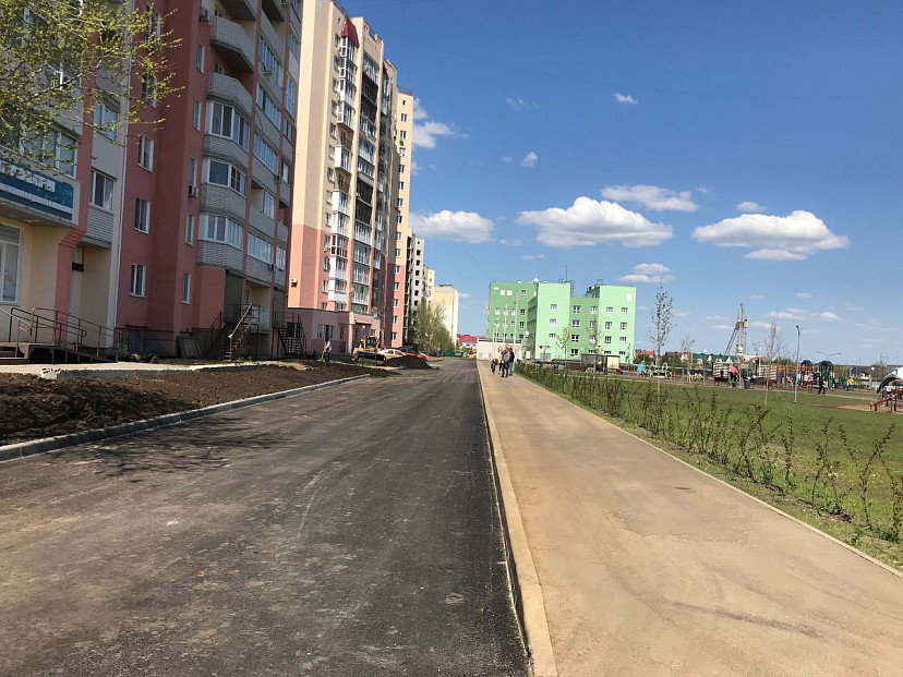 В Саратове сделали дорогу к новой поликлинике