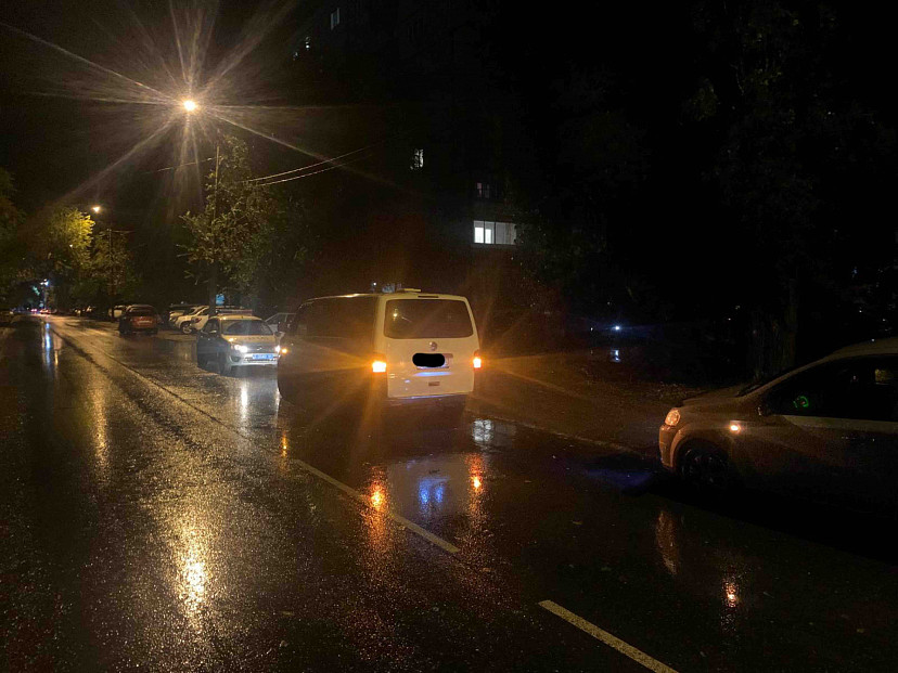 Мужчина не дошел до «зебры» несколько метров и попал в больницу