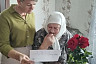 В Саратовской области долгожительницу с 99-летием поздравили президент и губернатор