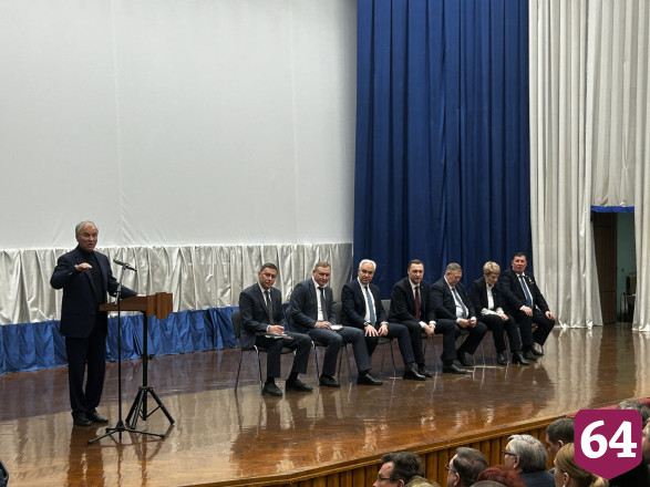 Президент решил создать в Саратове Суворовское училище