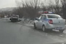 На подъезде к Саратову автомобиль опрокинулся на крышу