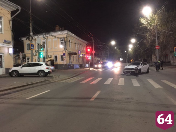 В аварии на Московской травмировалась женщина