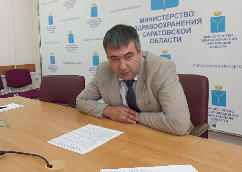 Саратовцев призвали привиться от коронавируса до новой волны заболеваемости