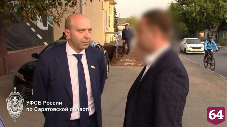 Бывшего министра транспорта осудили на 5 лет за взятки