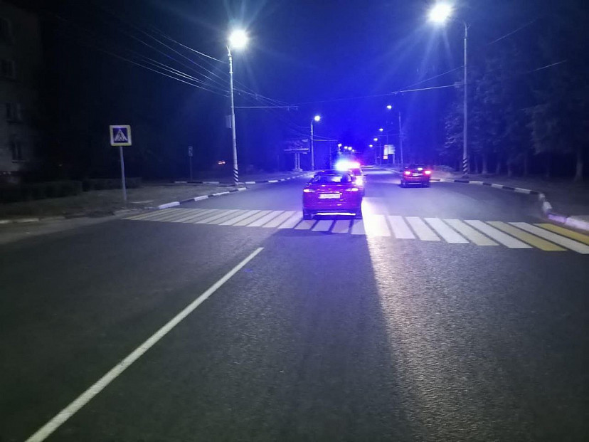 Под Саратовом иномарка на переходе сбила 15-летнюю девочку