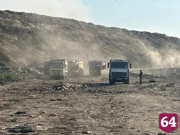 Вдвое уменьшилась площадь тушения энгельсского полигона с отходами