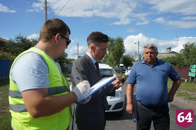 В семи районах Саратовской области полностью выполнили дорожные работы по региональной программе