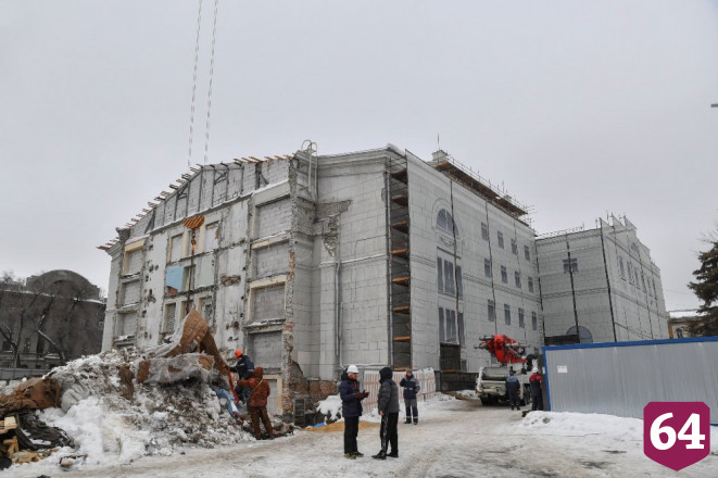 Губернатор отметил масштаб реконструкции театра оперы и балета