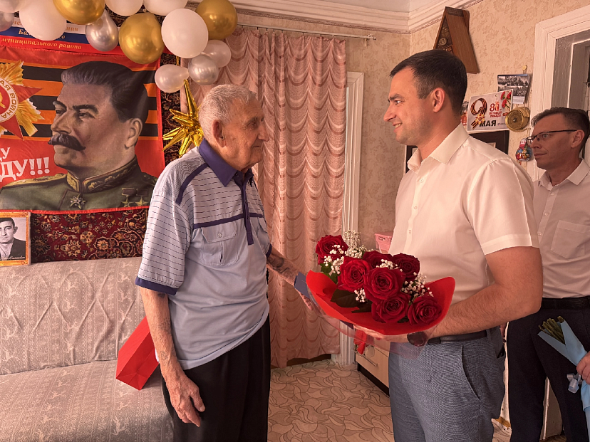 В Саратовской области отметил 100-летие зенитчик Великой Отечественной войны