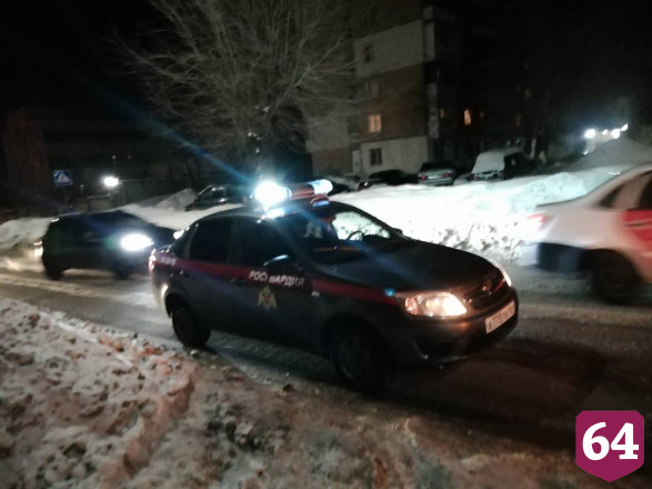 В Саратове таксист задавил мужчину