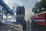 В Саратове пожарные тушат цементный завод
