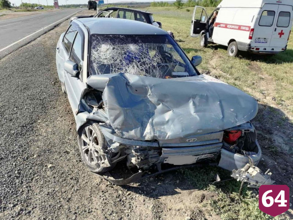 На саратовской трассе в ДТП покалечились двое детей