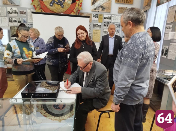 В Саратове вышла книга о Крестовоздвиженском монастыре