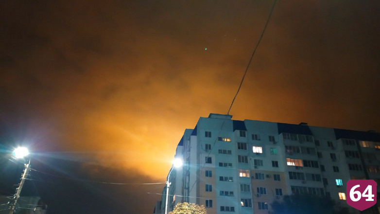 В Саратове обсуждают необычное сияние в небе