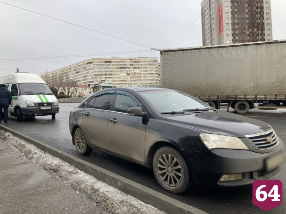Саратовец может лишиться иномарки за долг в 650 тысяч рублей