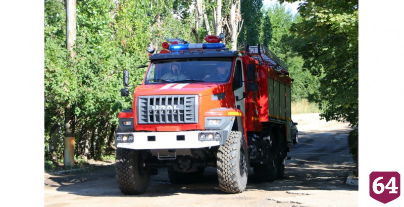 В Саратове пожарные получили новые машины 