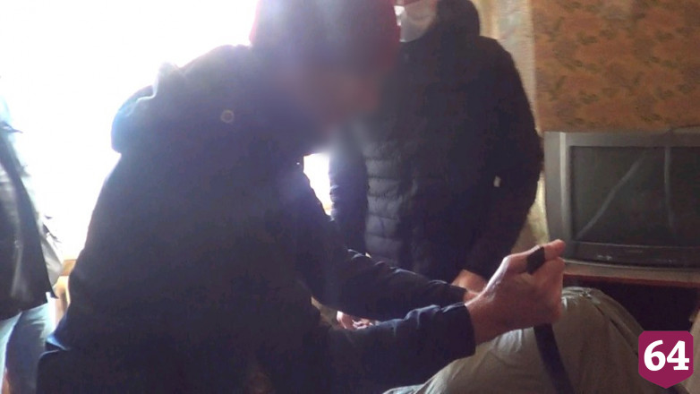 Пьяный гость зарезал хозяина квартиры за жадность